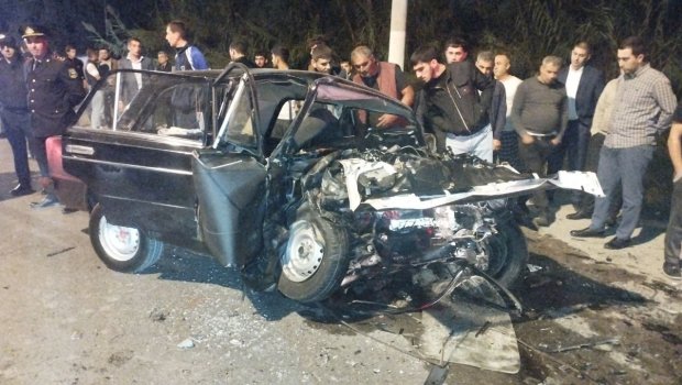 KÜRDƏMİRDƏ AĞIR YOL QƏZASI:3 ÖLÜ, 2 YARALI