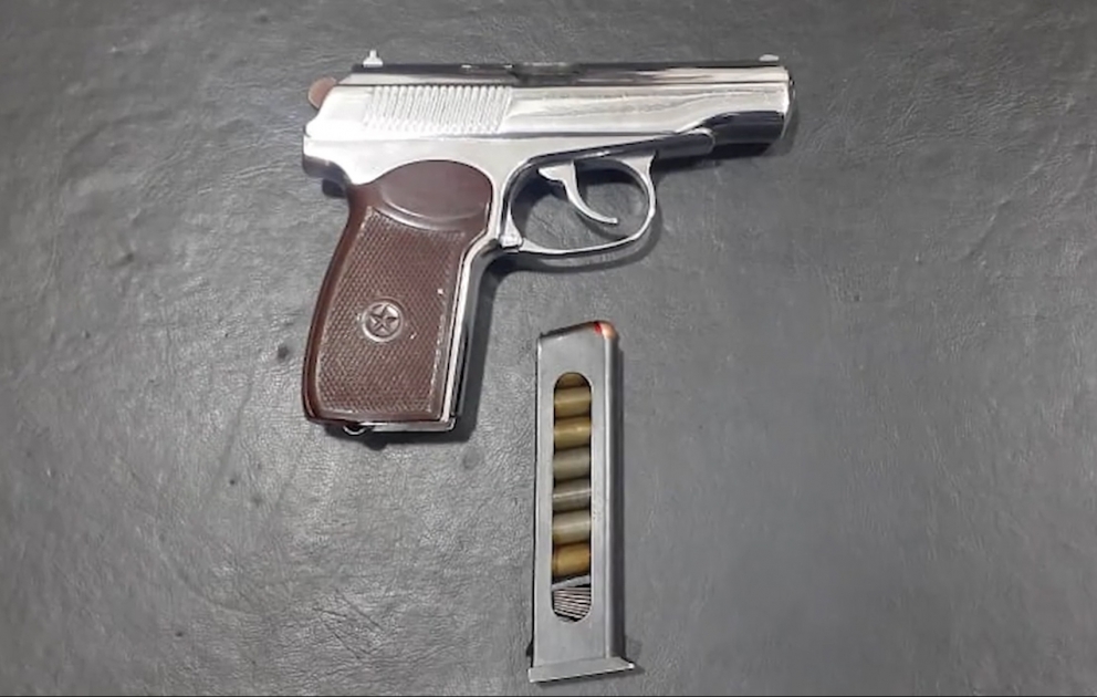 PAYTAXTDA "MAKAROV" MARKALI TAPANÇA SATMAQ İSTƏYƏN ŞƏXS SAXLANILIB - VİDEO