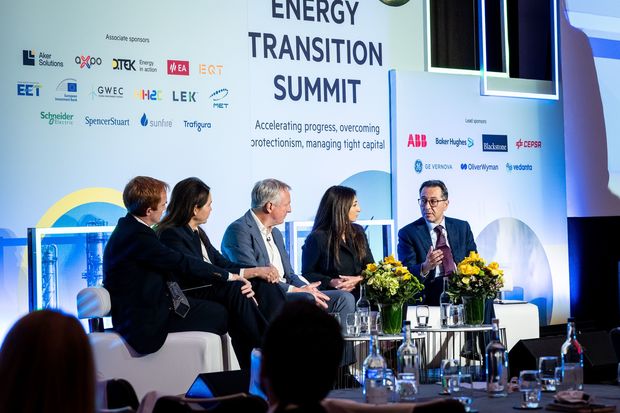 SOCAR “FİNANCİAL TİMES”-IN TƏŞKİLATÇILIĞI İLƏ KEÇİRİLƏN "ENERJİ KEÇİDİ SAMMİTİNDƏ" İŞTİRAK EDİB-FOTO