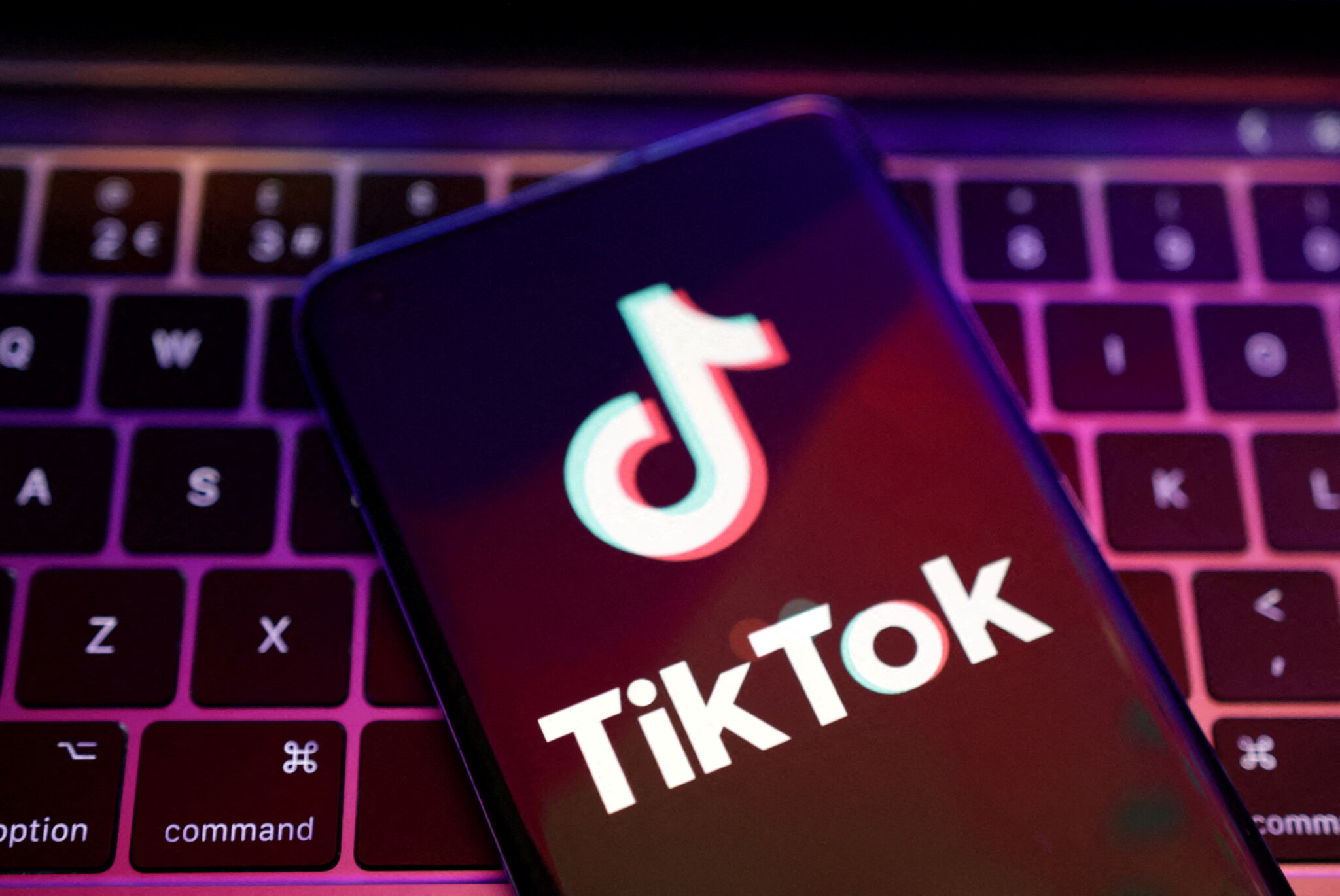“TikTok” bu ölkədə külli miqdarda cərimələndi