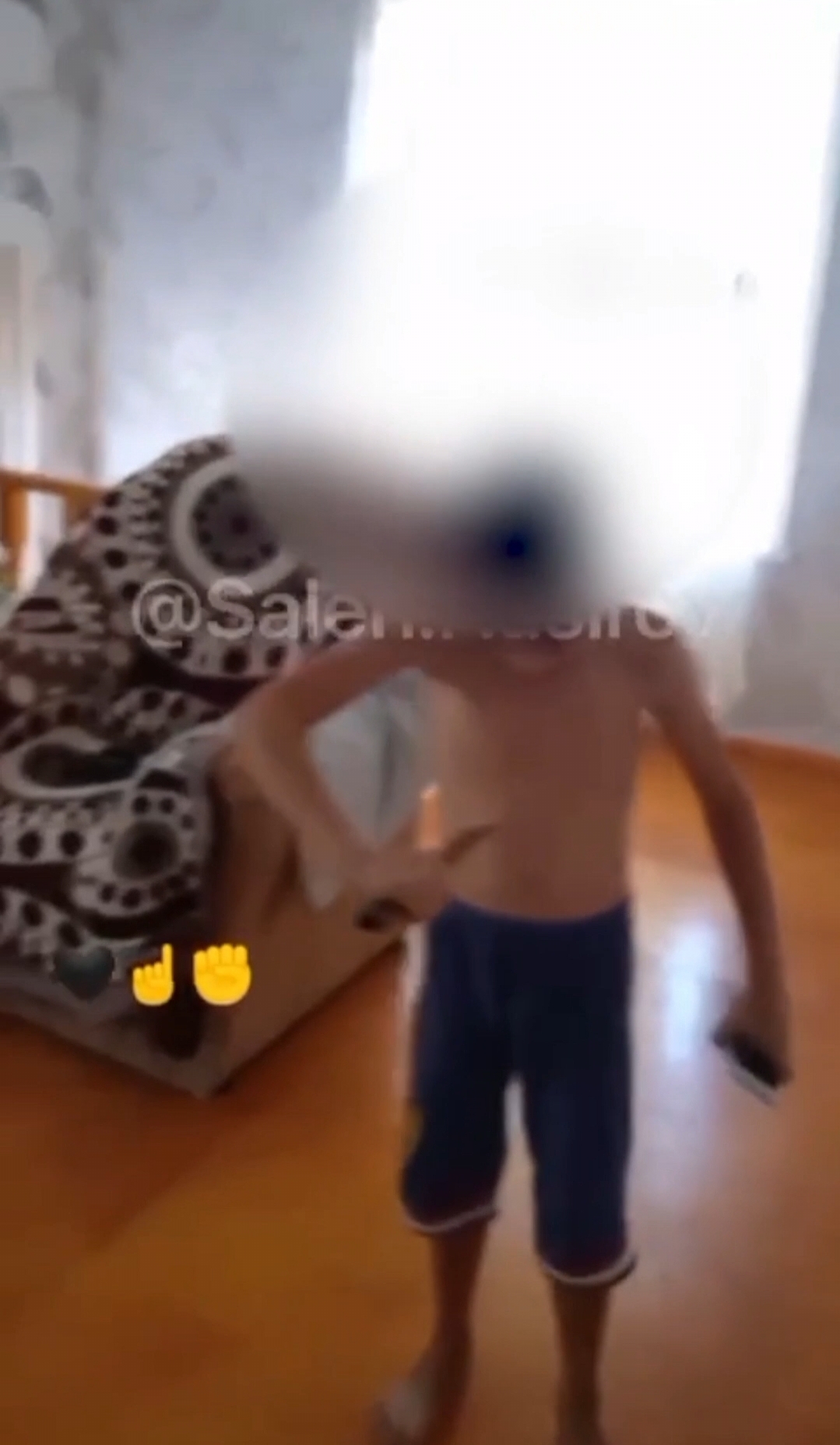 Sosial medyada paylaşılan uşağın bu görüntüsü diqqət çəkdi - VİDEO